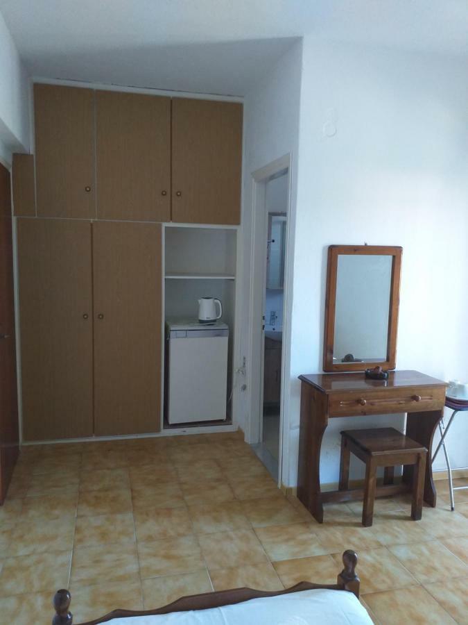 Sam΄S Rooms Agios Georgios  Exterior foto